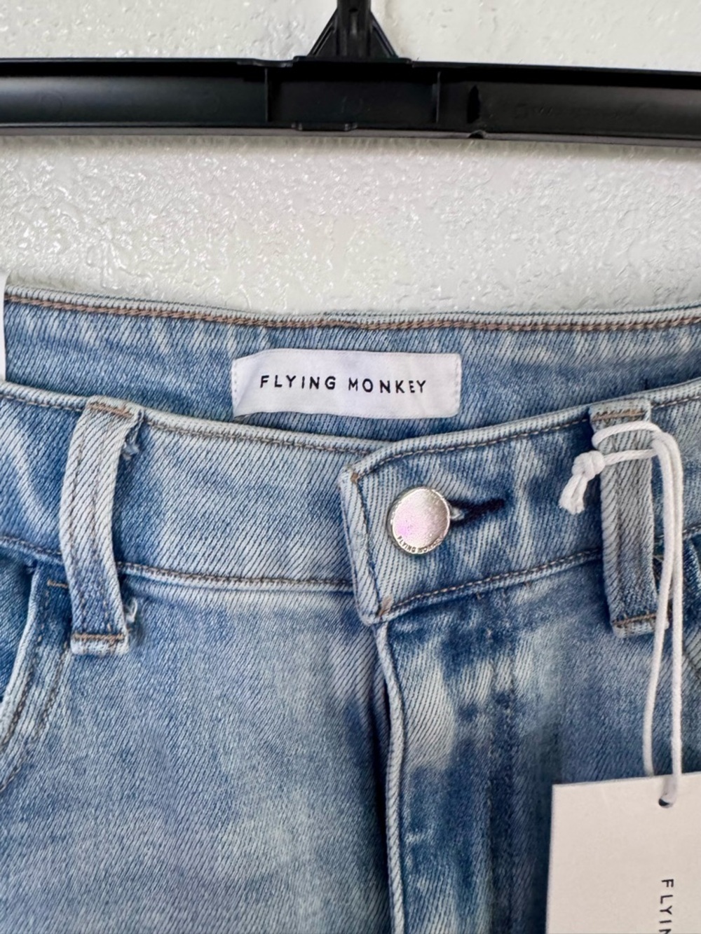 Flying Monkey High Rise Wide Leg Distressed Jeans Light Wash Size 30 NWT - Picture 8 of 15